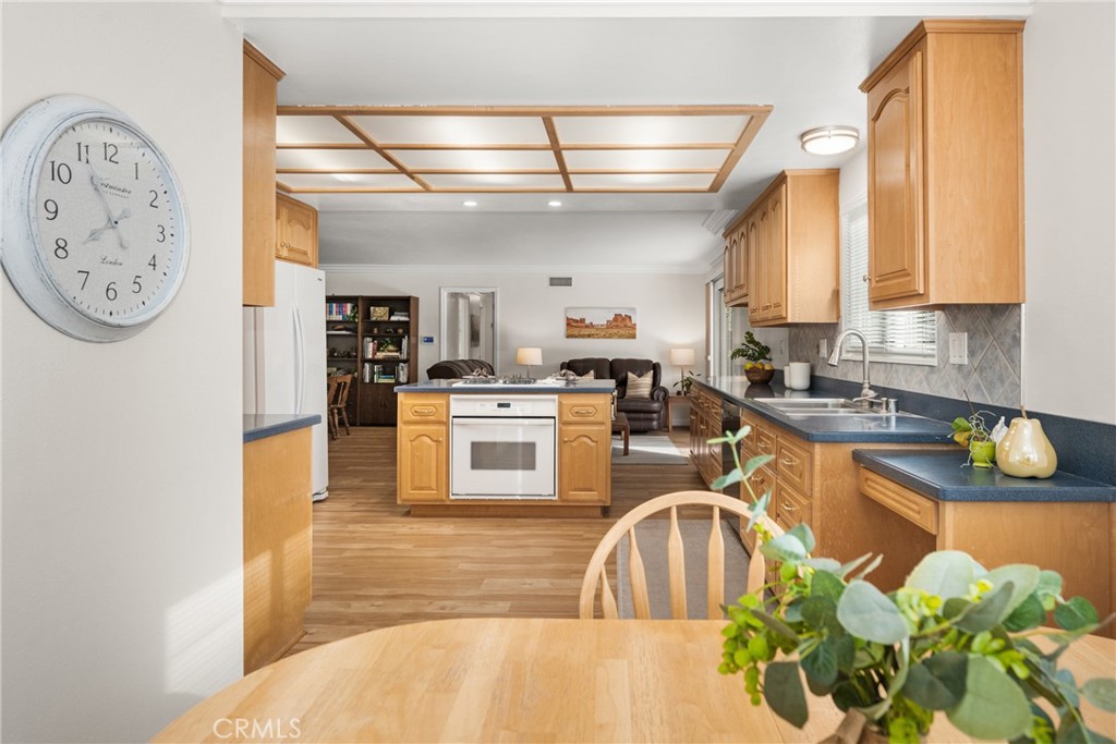 120 Laurelwood Avenue