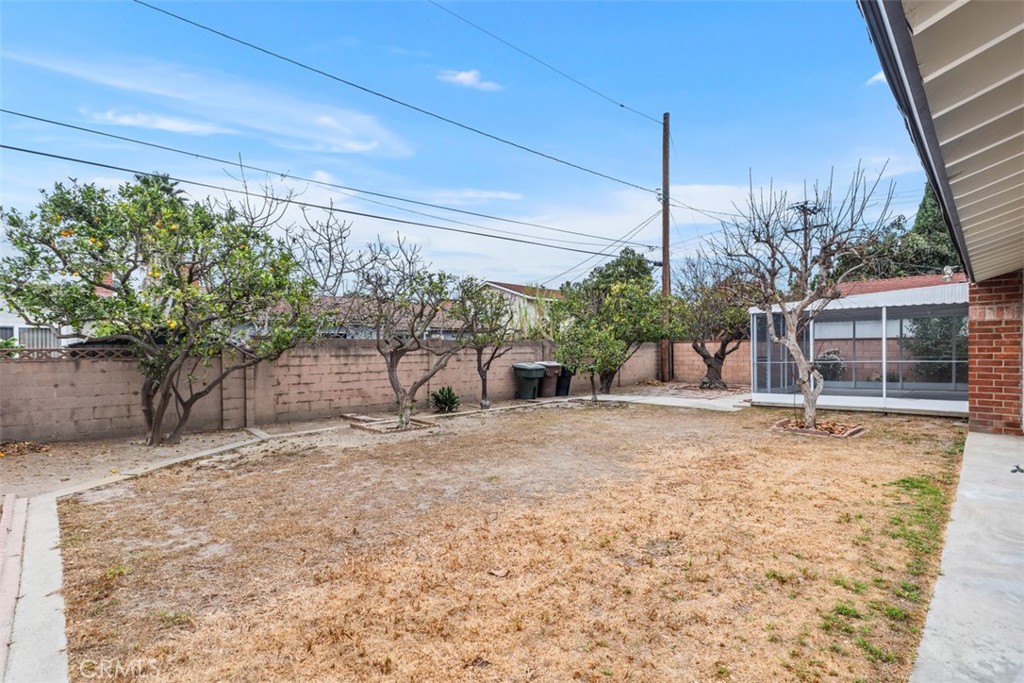 1420 W Katella Avenue