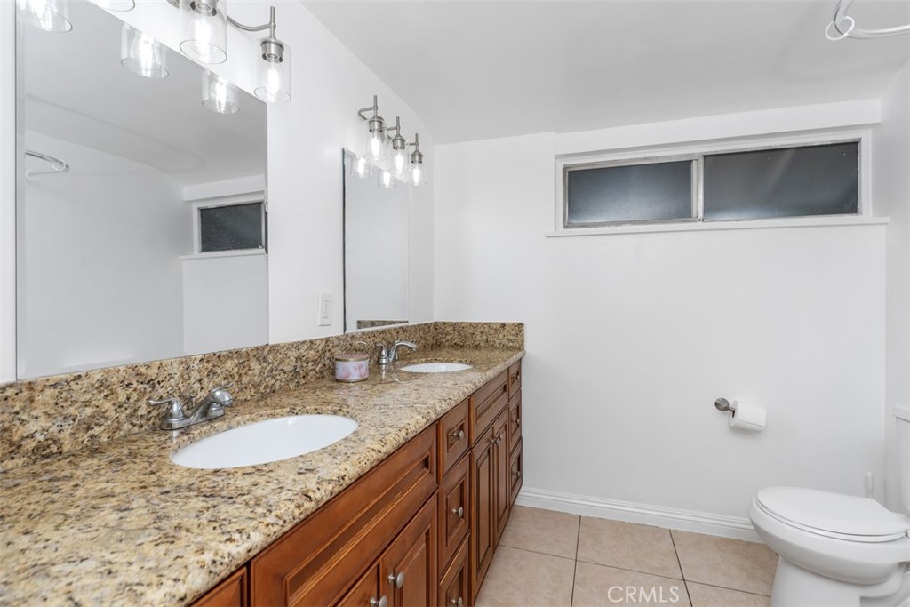 1420 W Katella Avenue