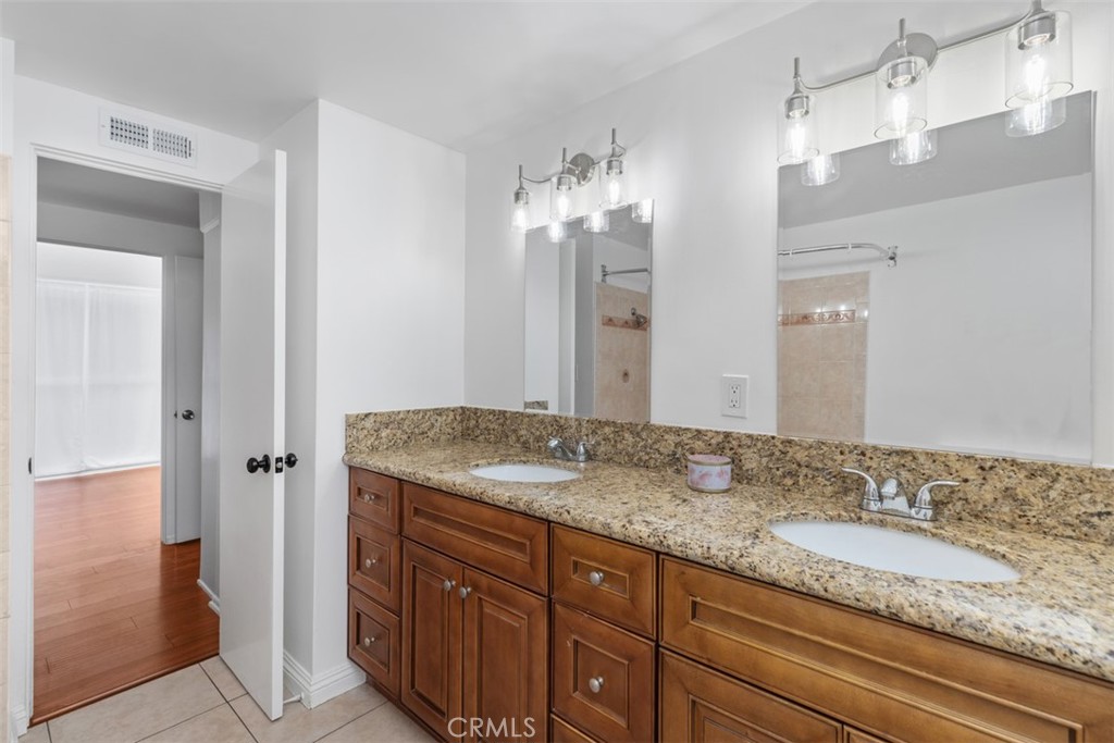 1420 W Katella Avenue