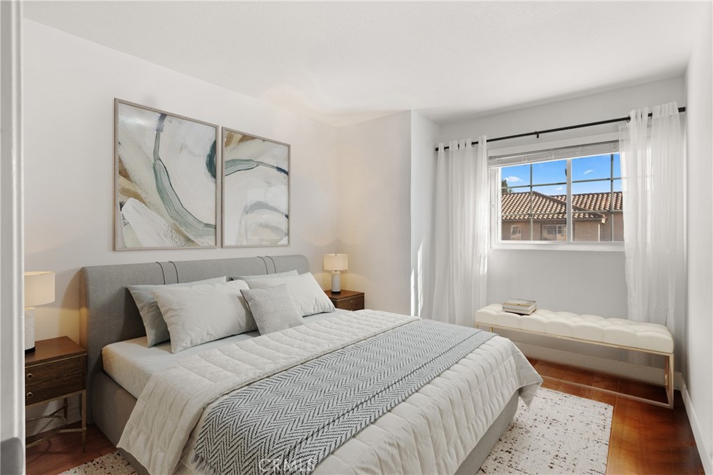 7829 E Rainview Court