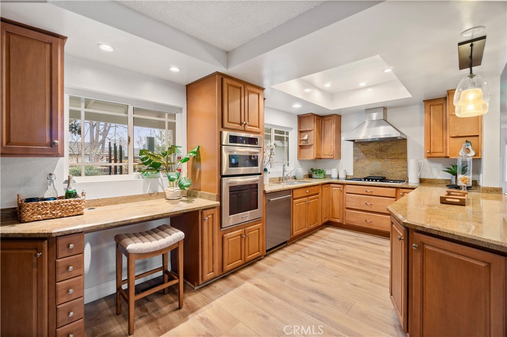 2338 N Towner Street