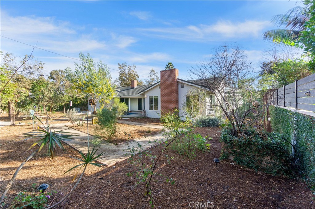 2338 N Towner Street