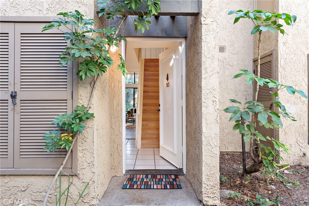 4900 E Chapman Avenue 93