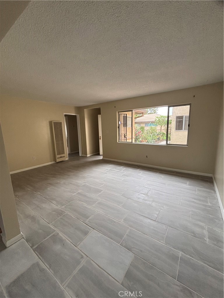 3420 Canoga