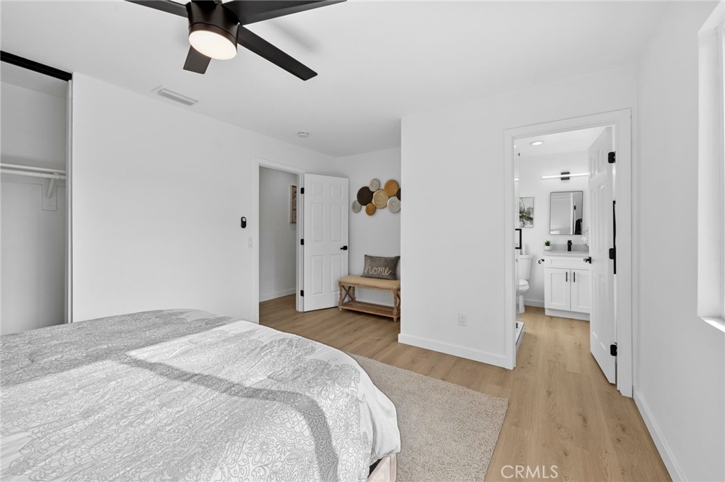 1048 E Oak Hill Street