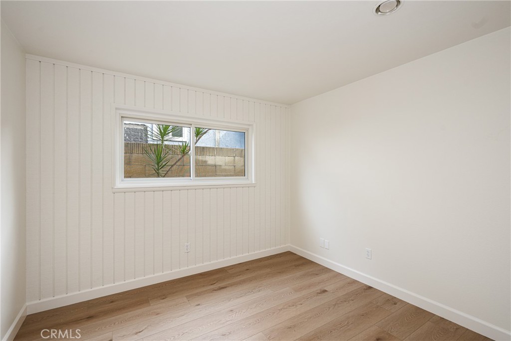 1028 E Mardell Avenue