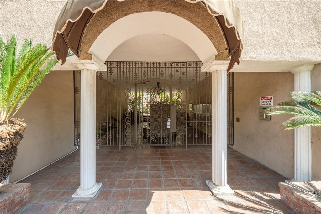 11670 W Sunset Boulevard 214