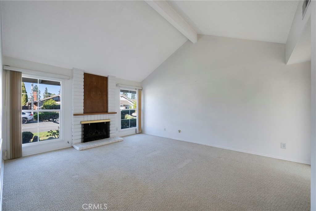 1756 N Holbrook Street