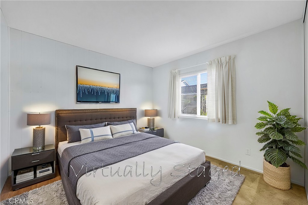 1756 N Holbrook Street