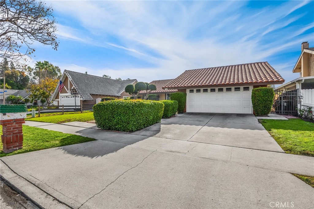 115 N Avenida Cordoba