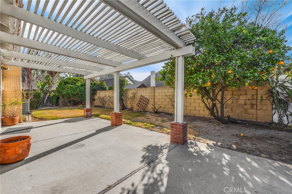 115 N Avenida Cordoba