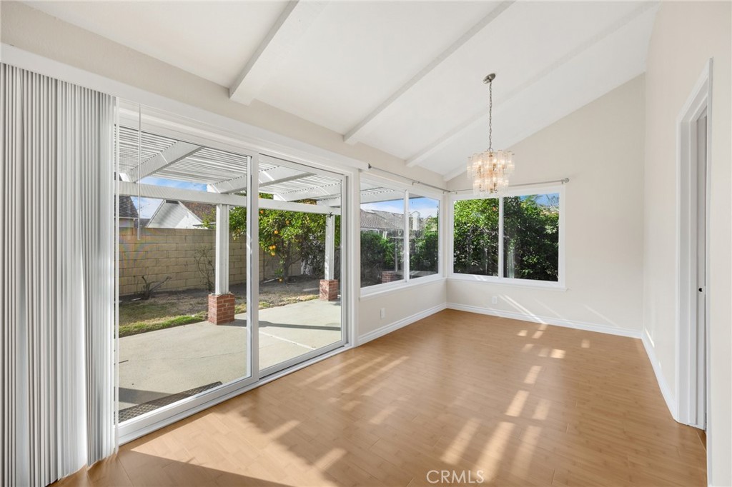 115 N Avenida Cordoba