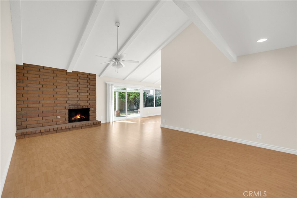 115 N Avenida Cordoba