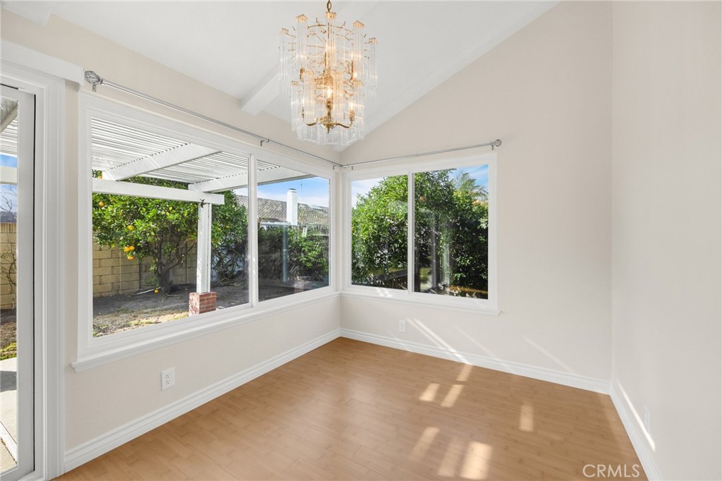 115 N Avenida Cordoba