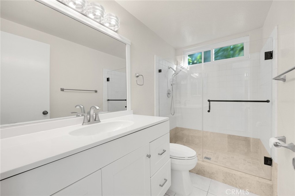 115 N Avenida Cordoba