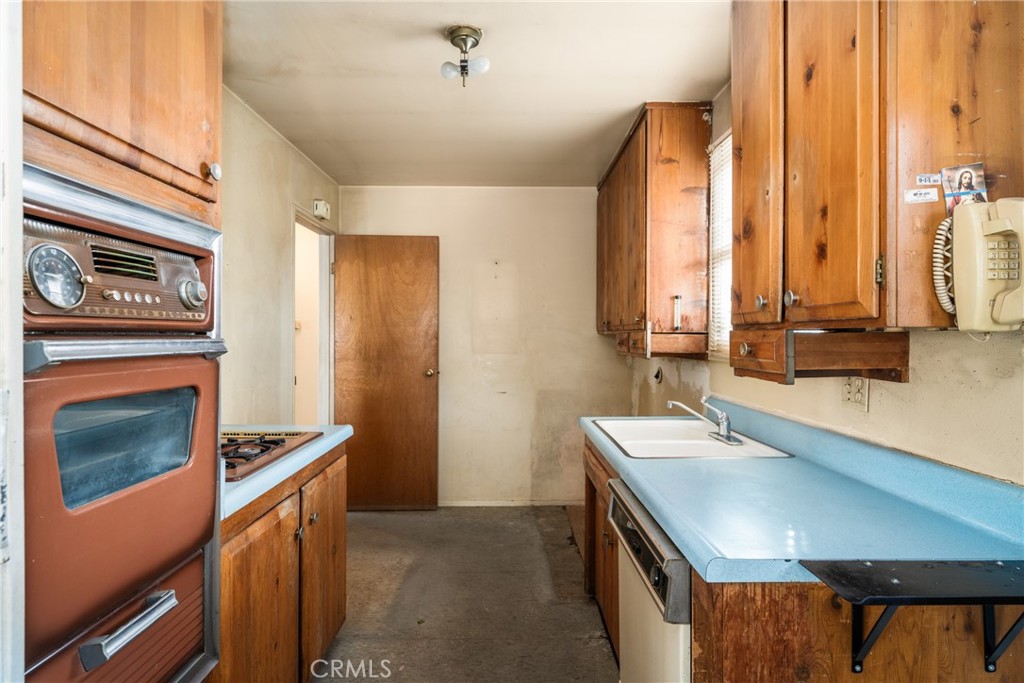 6623 Pioneer Boulevard