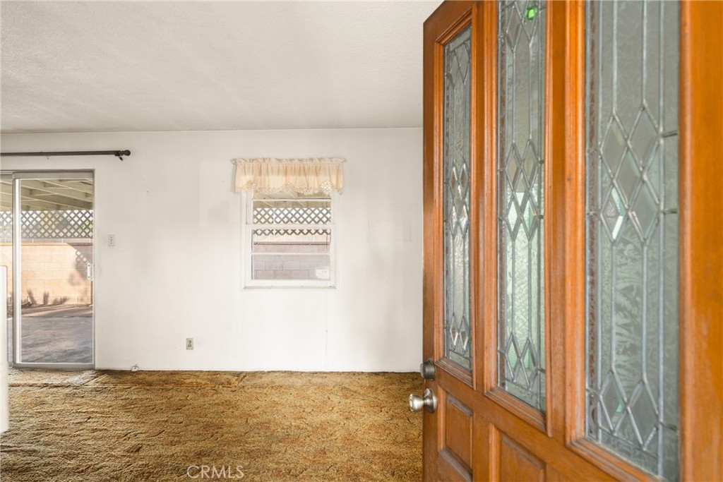 6623 Pioneer Boulevard