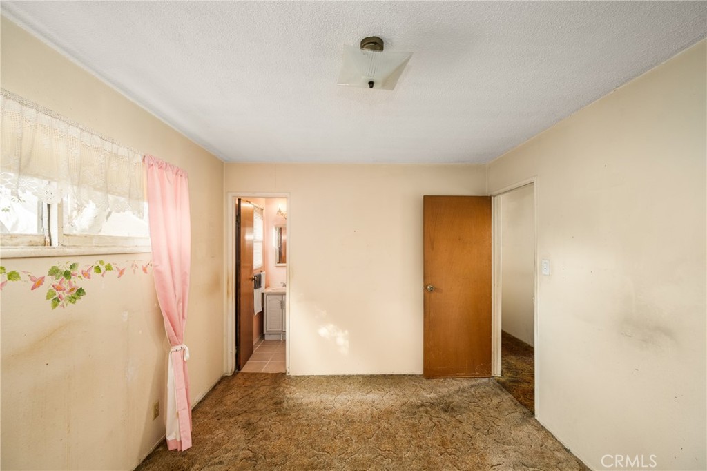 6623 Pioneer Boulevard