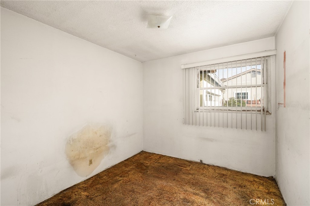 6623 Pioneer Boulevard