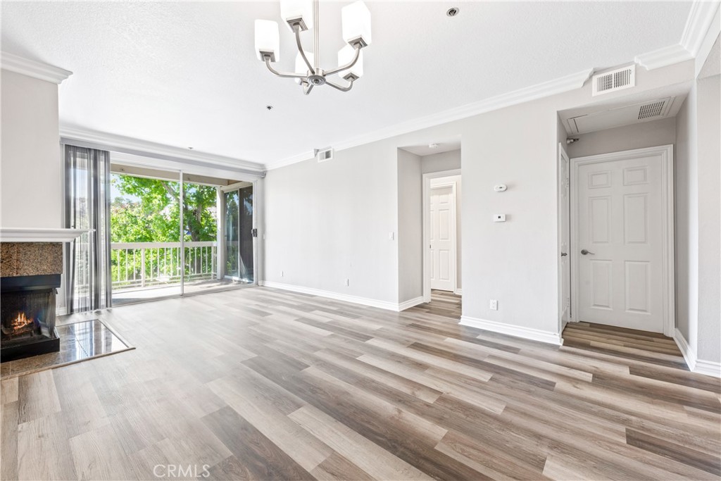 20301 Bluffside Circle 304