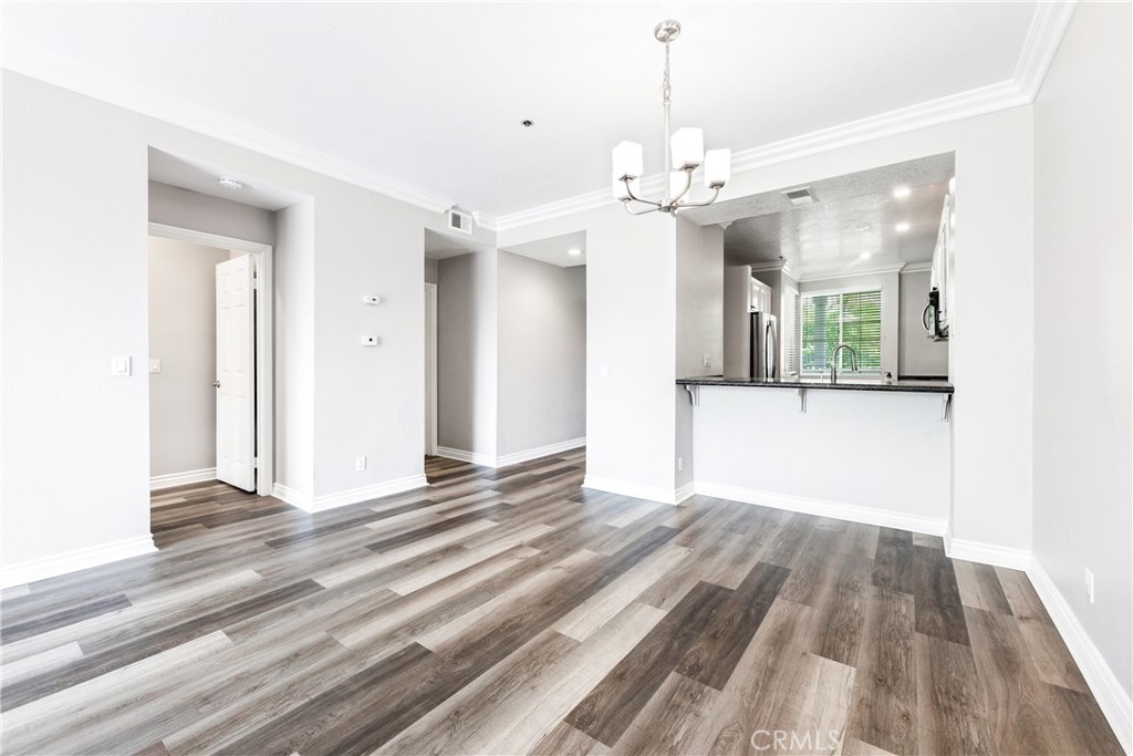 20301 Bluffside Circle 304