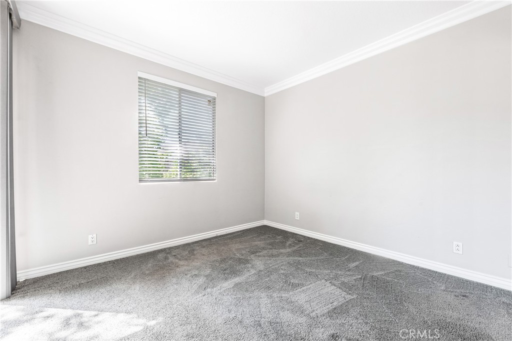 20301 Bluffside Circle 304