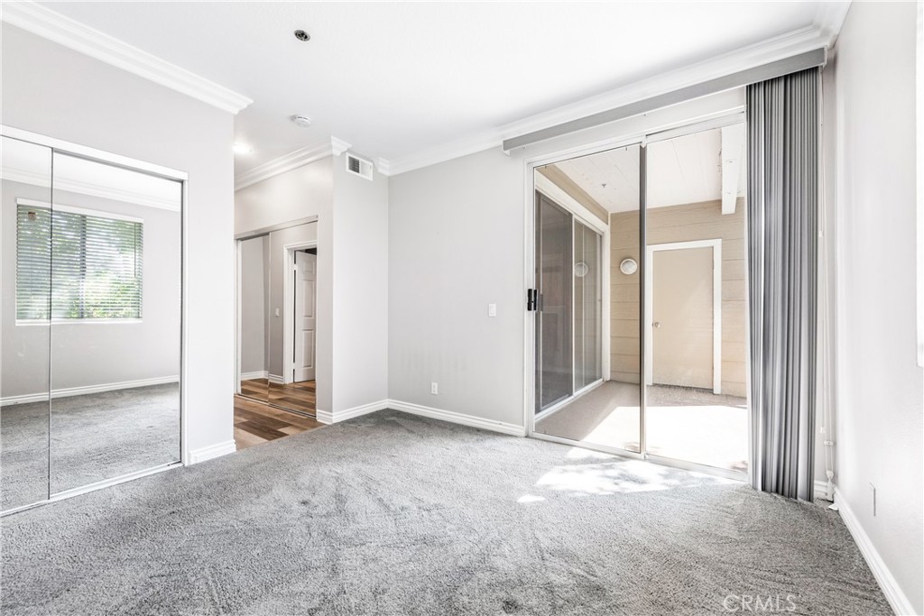 20301 Bluffside Circle 304