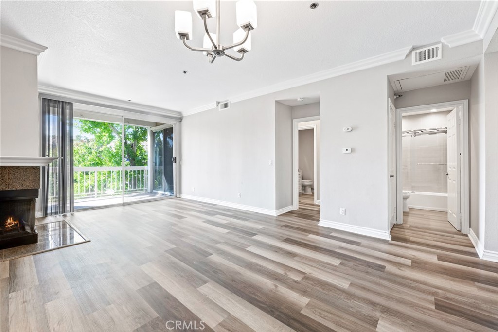 20301 Bluffside Circle 304