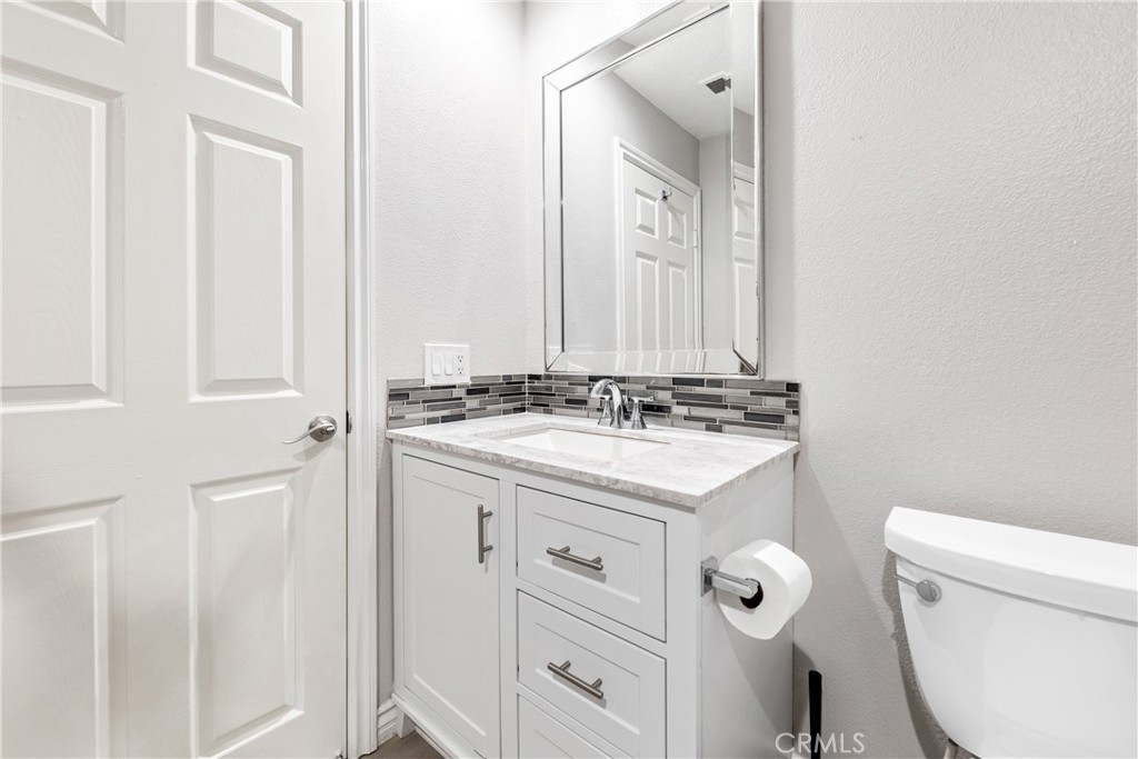 20301 Bluffside Circle 304