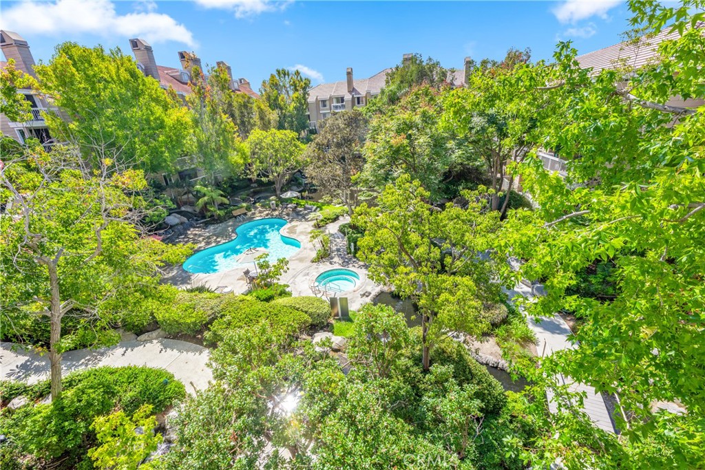 20301 Bluffside Circle 304