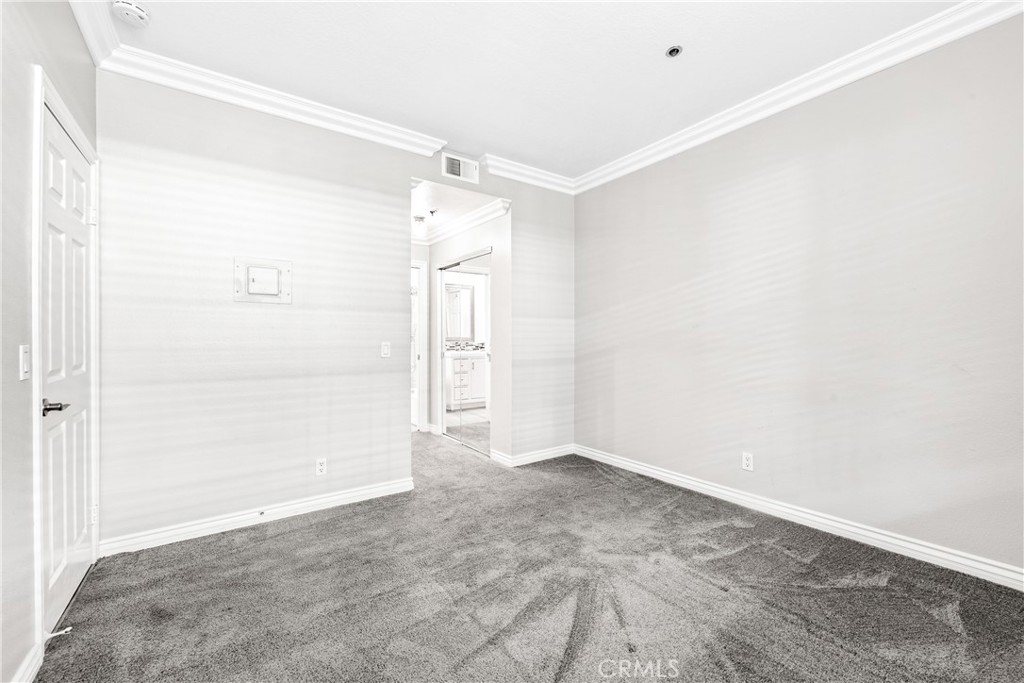 20301 Bluffside Circle 304