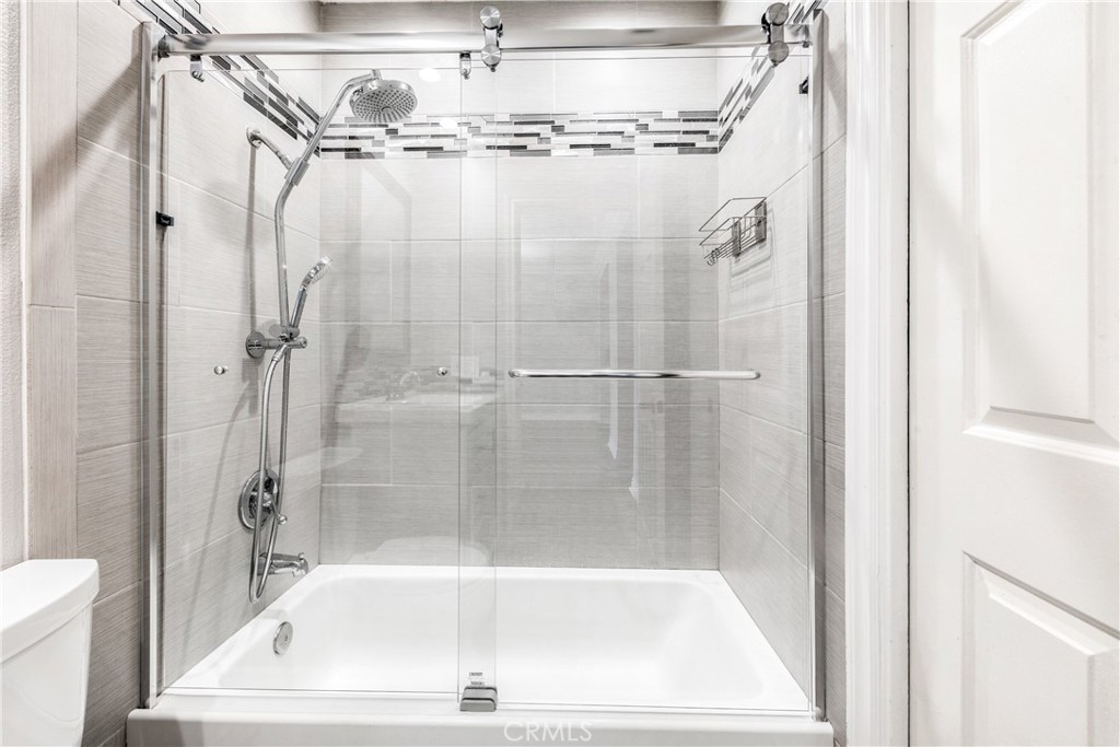 20301 Bluffside Circle 304