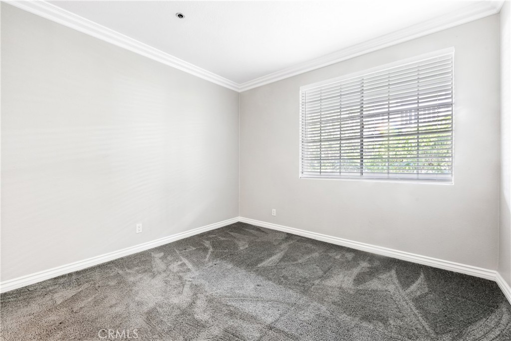 20301 Bluffside Circle 304