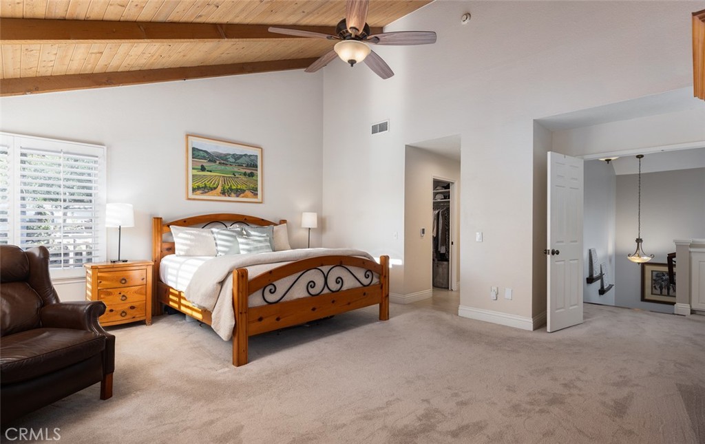 5707 E Mountain Avenue