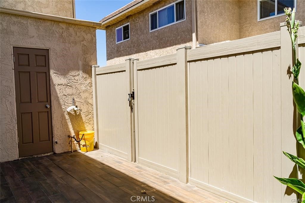 961 Las Lomas Drive 63