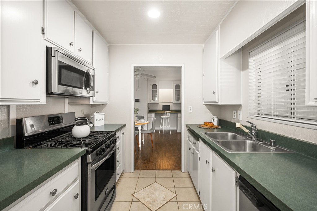 16742 Lake Forest Lane