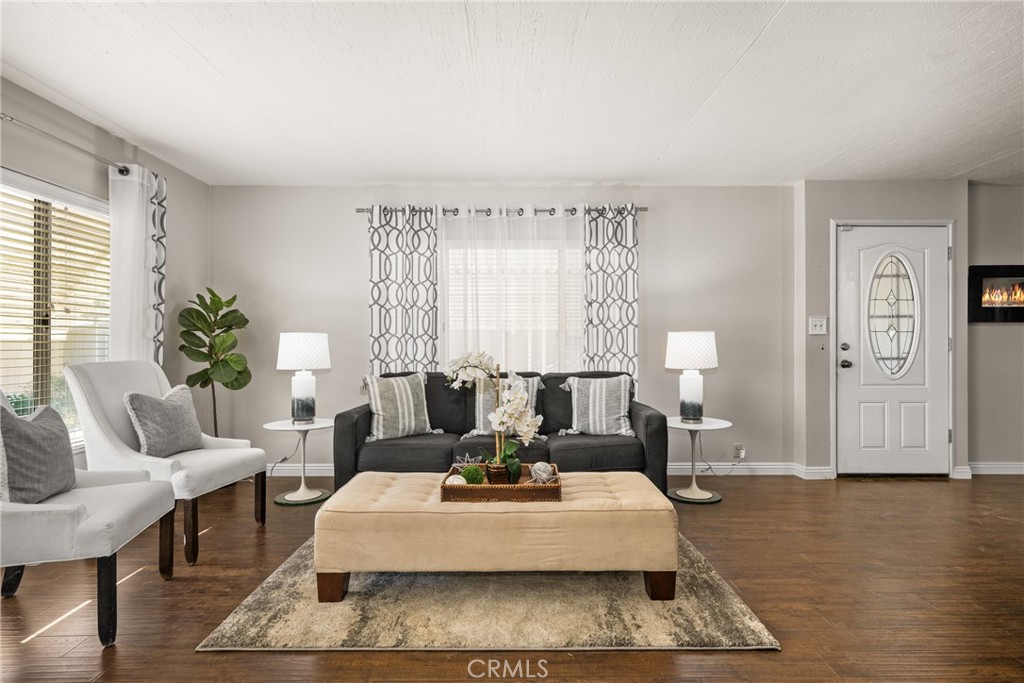 16742 Lake Forest Lane