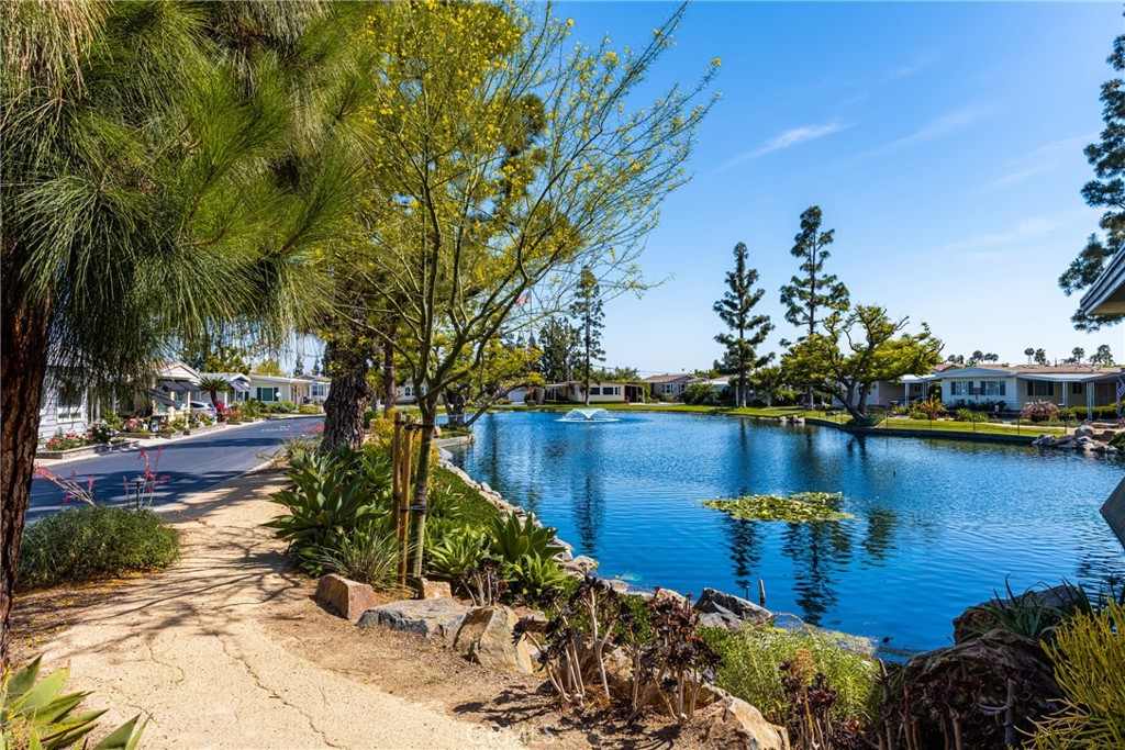 16742 Lake Forest Lane