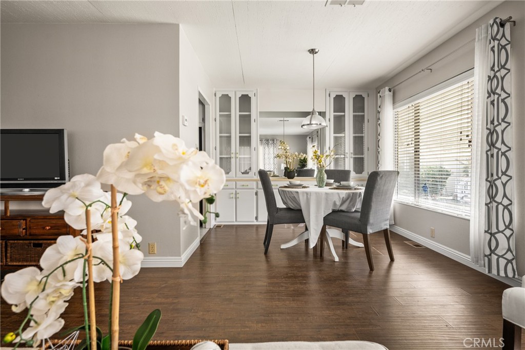 16742 Lake Forest Lane