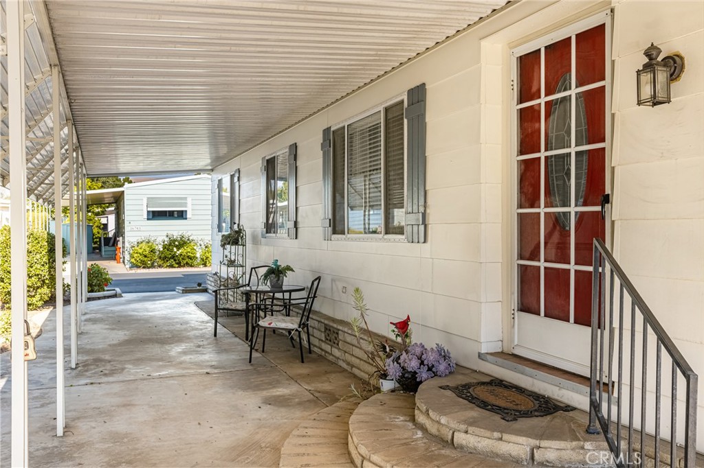 16742 Lake Forest Lane