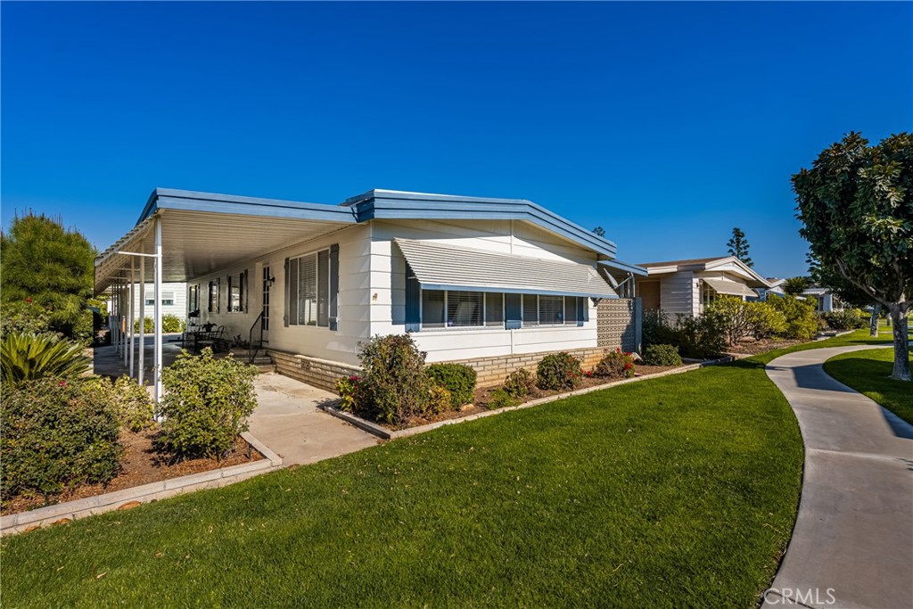 16742 Lake Forest Lane