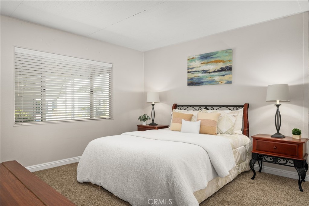 16742 Lake Forest Lane