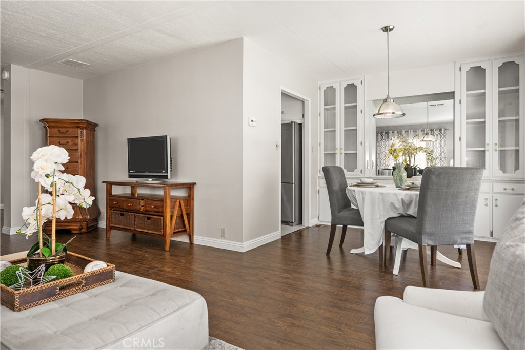 16742 Lake Forest Lane