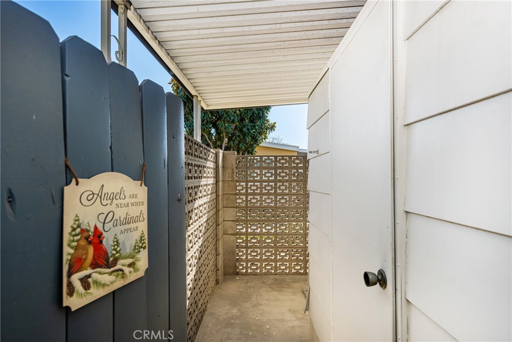 16742 Lake Forest Lane