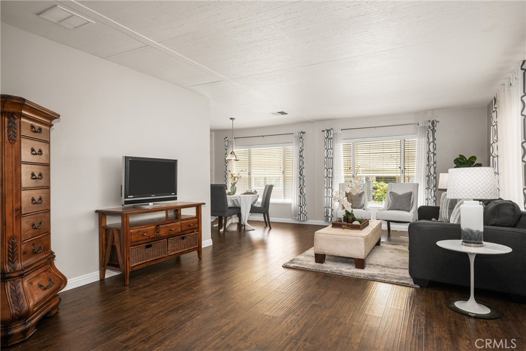 16742 Lake Forest Lane