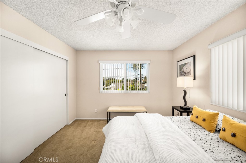 1917 W Las Palmas Circle