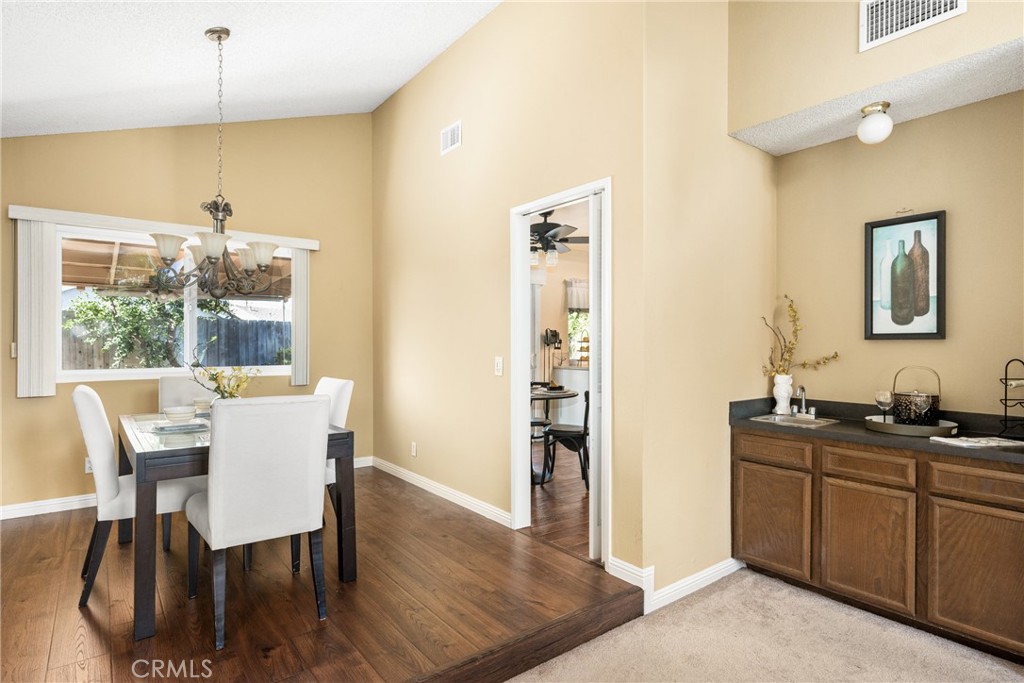 1917 W Las Palmas Circle