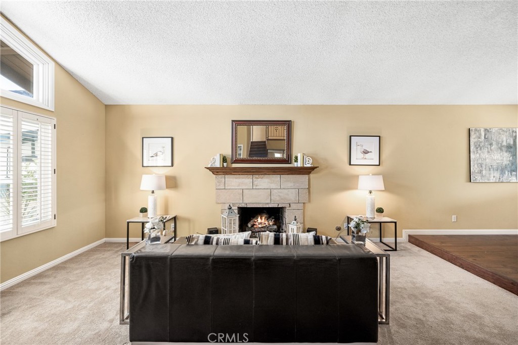 1917 W Las Palmas Circle