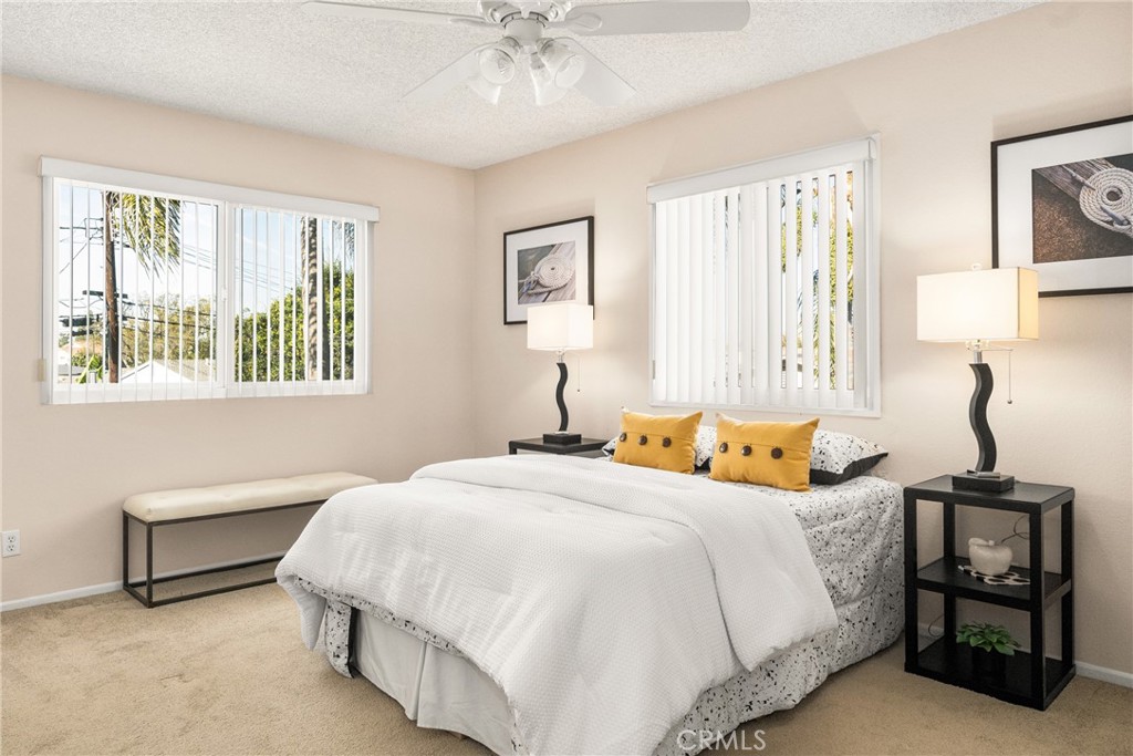 1917 W Las Palmas Circle